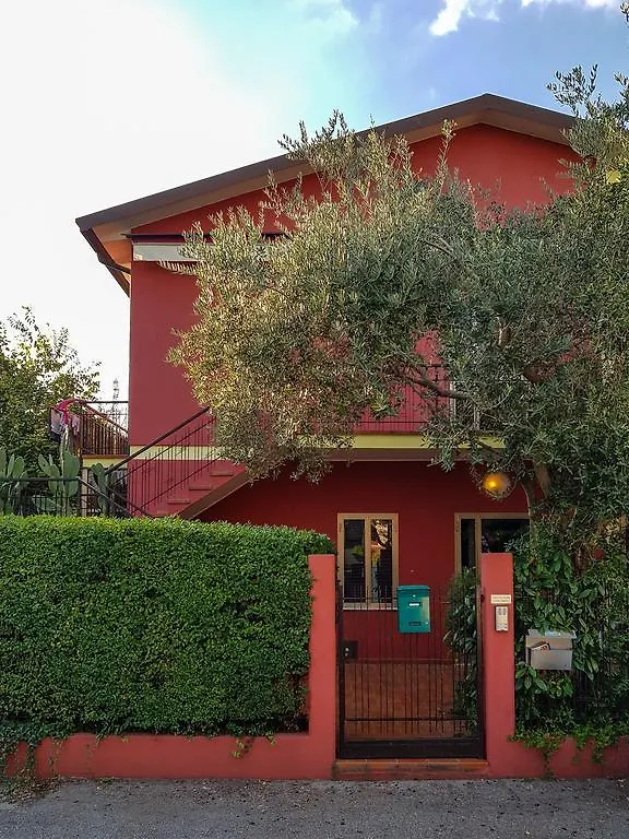 La Casa Rossa location