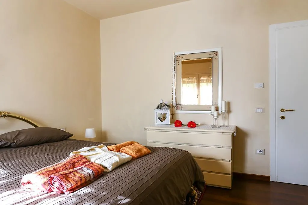La Casa Rossa Apartment Treviso Italy